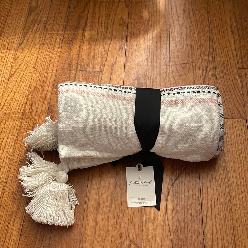 Hearth & Hand With Magnolia Throw.
